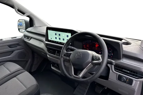 CX75VTD Volkswagen Transporter 2.0 TDI T28 Commerce Pro Auto FWD SWB Euro 6 (s/s) 5dr Thumbnail #14