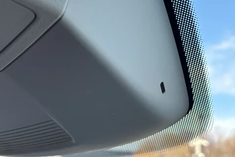 34 of 59 for Volkswagen Crafter CR35 Panel van Commerce Plus MWB 140 PS 2.0 TDI 8sp Auto - MY25!!!