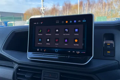 47 of 59 for Volkswagen Crafter CR35 Panel van Commerce Plus MWB 140 PS 2.0 TDI 8sp Auto - MY25!!!