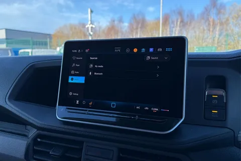 50 of 59 for Volkswagen Crafter CR35 Panel van Commerce Plus MWB 140 PS 2.0 TDI 8sp Auto - MY25!!!