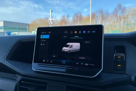 53 of 59 for Volkswagen Crafter CR35 Panel van Commerce Plus MWB 140 PS 2.0 TDI 8sp Auto - MY25!!!