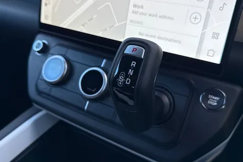  Land Rover Defender 110 3.0 D250 MHEV X-Dynamic HSE Auto 4WD Euro 6 (s/s) 5dr Thumbnail #17