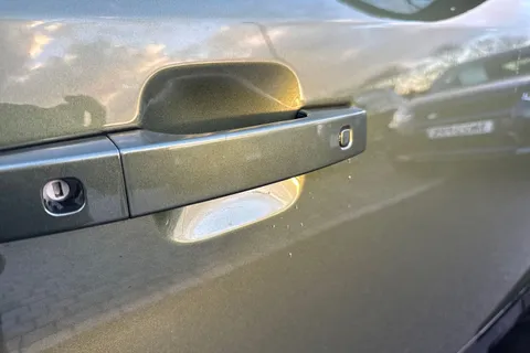  Land Rover Defender 110 3.0 D250 MHEV X-Dynamic HSE Auto 4WD Euro 6 (s/s) 5dr Thumbnail #22