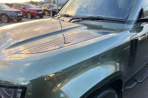  Land Rover Defender 110 3.0 D250 MHEV X-Dynamic HSE Auto 4WD Euro 6 (s/s) 5dr Thumbnail #28