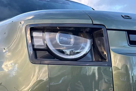  Land Rover Defender 110 3.0 D250 MHEV X-Dynamic HSE Auto 4WD Euro 6 (s/s) 5dr Thumbnail #29