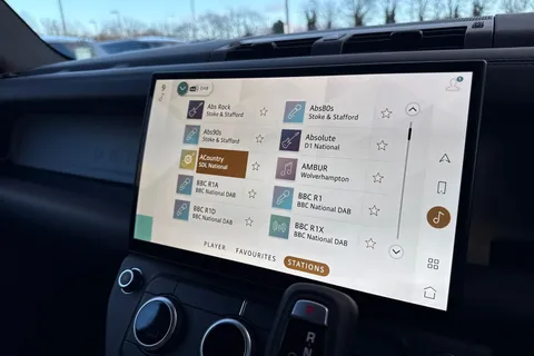  Land Rover Defender 110 3.0 D250 MHEV X-Dynamic HSE Auto 4WD Euro 6 (s/s) 5dr Thumbnail #33