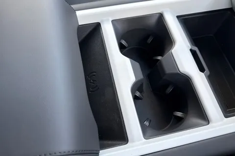  Land Rover Defender 110 3.0 D250 MHEV X-Dynamic HSE Auto 4WD Euro 6 (s/s) 5dr Thumbnail #47