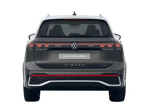  Volkswagen Tiguan 1.5 TSI eHybrid 19.7kWh R-Line DSG Euro 6 (s/s) 5dr Thumbnail #4