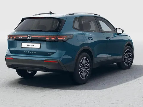  Volkswagen Tiguan 1.5 eTSI MHEV Match DSG Euro 6 (s/s) 5dr Thumbnail #3