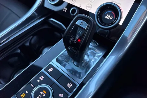 WL19CBV Land Rover Range Rover Sport 2.0 P400e HSE Dynamic 5dr Auto Thumbnail #20