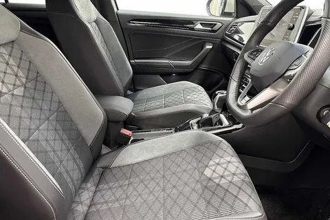 KP25XHB Volkswagen T-Roc 1.5 TSI R-Line 5dr DSG Thumbnail #10