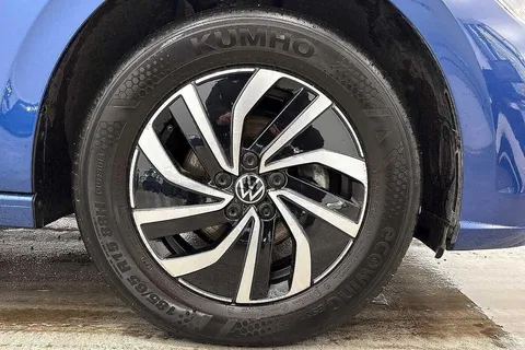 GJ25SVZ Volkswagen Polo 1.0 TSI Life 5dr DSG Thumbnail #5