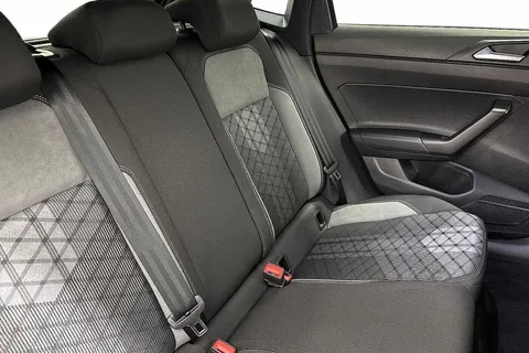 KS25NBJ Volkswagen Polo 1.0 TSI 115 R-Line 5dr DSG Thumbnail #9