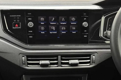 KS25MWF Volkswagen Polo 1.0 TSI 115 R-Line 5dr DSG Thumbnail #12