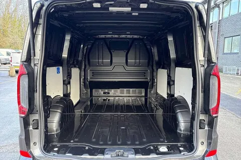 PJ75YUD Volkswagen Transporter 2.0 TDI 170 Commerce Pro Van Auto Thumbnail #9