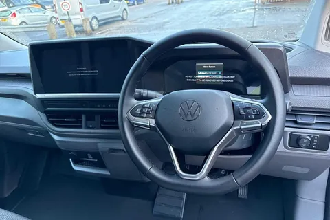 PJ75YUD Volkswagen Transporter 2.0 TDI 170 Commerce Pro Van Auto Thumbnail #12