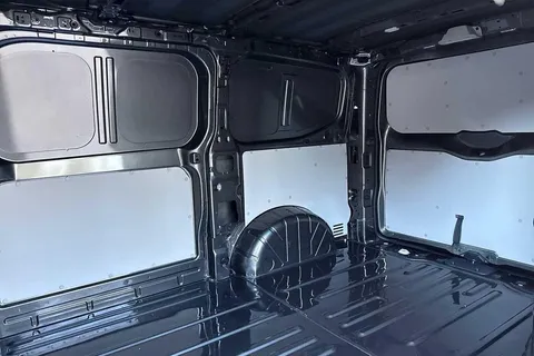 PJ75YUD Volkswagen Transporter 2.0 TDI 170 Commerce Pro Van Auto Thumbnail #13