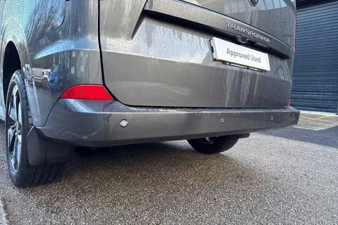 PJ75YUD Volkswagen Transporter 2.0 TDI 170 Commerce Pro Van Auto Thumbnail #37