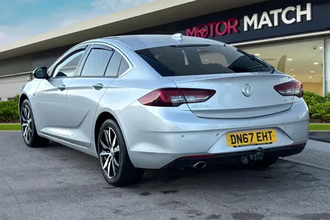 DN67EHT Vauxhall Insignia 2.0 Turbo D SRi Nav 5dr Thumbnail #2