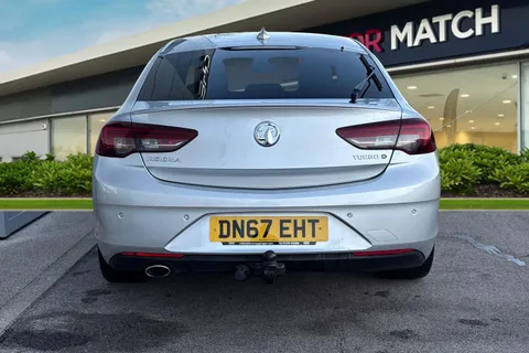 DN67EHT Vauxhall Insignia 2.0 Turbo D SRi Nav 5dr Thumbnail #4