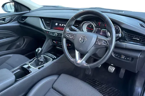 DN67EHT Vauxhall Insignia 2.0 Turbo D SRi Nav 5dr Thumbnail #8