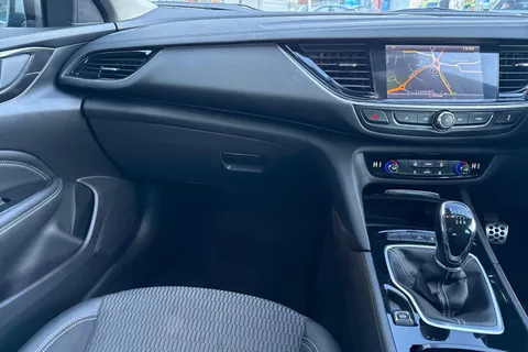 DN67EHT Vauxhall Insignia 2.0 Turbo D SRi Nav 5dr Thumbnail #15