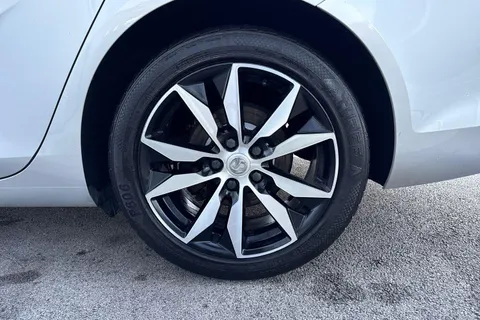 DN67EHT Vauxhall Insignia 2.0 Turbo D SRi Nav 5dr Thumbnail #24