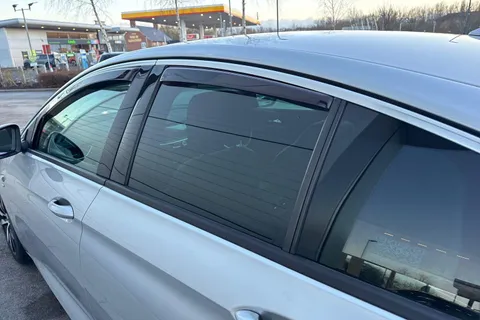 DN67EHT Vauxhall Insignia 2.0 Turbo D SRi Nav 5dr Thumbnail #28