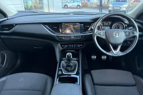 DN67EHT Vauxhall Insignia 2.0 Turbo D SRi Nav 5dr Thumbnail #29