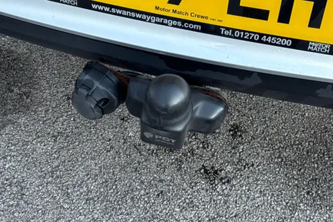 DN67EHT Vauxhall Insignia 2.0 Turbo D SRi Nav 5dr Thumbnail #35