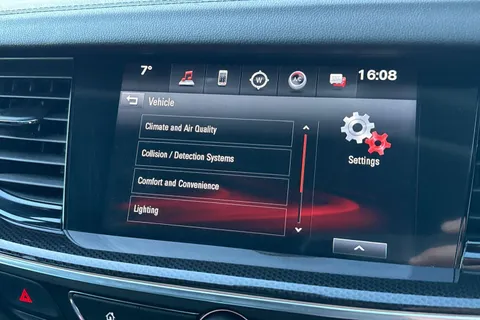 DN67EHT Vauxhall Insignia 2.0 Turbo D SRi Nav 5dr Thumbnail #51