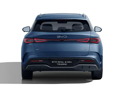  BYD Seal 6 1.5 DM-i 10kWh Boost CVT Auto Euro 6 (s/s) 5dr Thumbnail #3