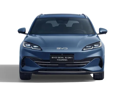  BYD Seal 6 1.5 DM-i 10kWh Boost CVT Auto Euro 6 (s/s) 5dr Thumbnail #4