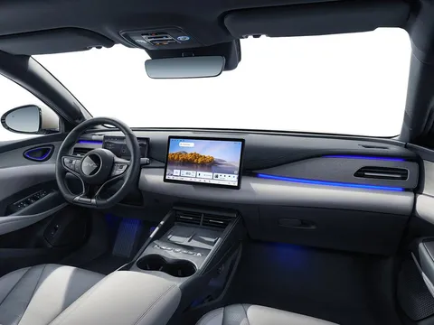  BYD Seal 6 1.5 DM-i 10kWh Boost CVT Auto Euro 6 (s/s) 5dr Thumbnail #5