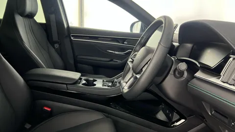 LF25ZBD BYD Seal U 1.5 DM-i 26.6kWh Comfort CVT Auto Euro 6 (s/s) 5dr Thumbnail #9