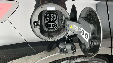 LD25TPZ BYD Seal U 1.5 DM-i 18.3kWh Boost CVT Auto Euro 6 (s/s) 5dr Thumbnail #14