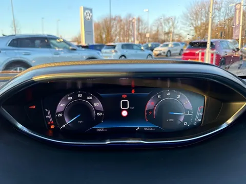 MW22HXO PEUGEOT 3008 1.2 PureTech Allure Premium 5dr Thumbnail #35