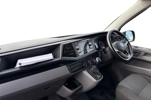 CX74LWK Volkswagen Transporter 2.0 TDI 150 Startline Kombi Van DSG Thumbnail #8