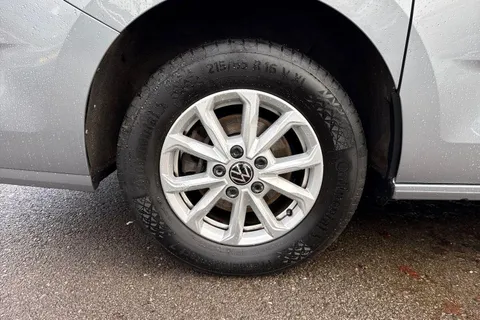 CX72NZD Volkswagen Multivan 1.5 TSI Life 5dr LWB DSG Thumbnail #22