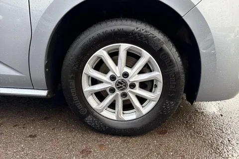 CX72NZD Volkswagen Multivan 1.5 TSI Life 5dr LWB DSG Thumbnail #23