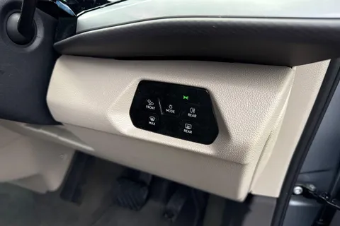 CX72NZD Volkswagen Multivan 1.5 TSI Life 5dr LWB DSG Thumbnail #27