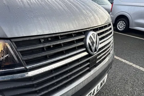CX74LWK Volkswagen Transporter 2.0 TDI 150 Startline Kombi Van DSG Thumbnail #24
