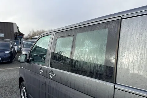 CX74LWK Volkswagen Transporter 2.0 TDI 150 Startline Kombi Van DSG Thumbnail #26
