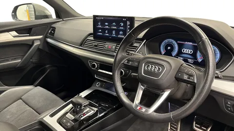 NL72VGV Audi Q5 45 TFSI Quattro S Line 5dr S Tronic Thumbnail #4
