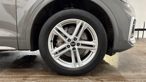 NL72VGV Audi Q5 45 TFSI Quattro S Line 5dr S Tronic Thumbnail #7