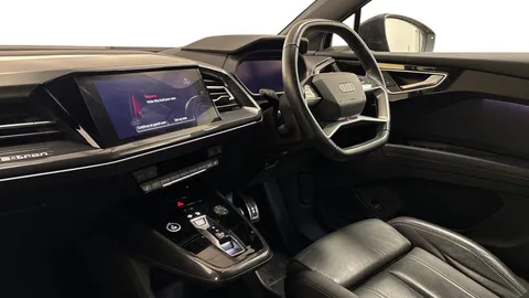 GJ71NFC Audi Q4 e-tron Q4  S line 40 e-tron  150,00 kW Thumbnail #4