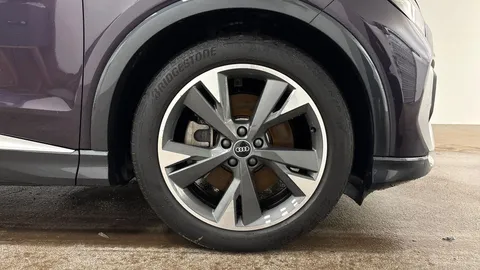 GJ71NFC Audi Q4 e-tron Q4  S line 40 e-tron  150,00 kW Thumbnail #7