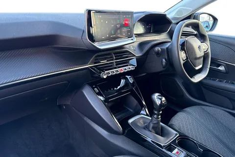 DE25UVK PEUGEOT 208 1.2 PureTech 100 Allure 5dr Thumbnail #9