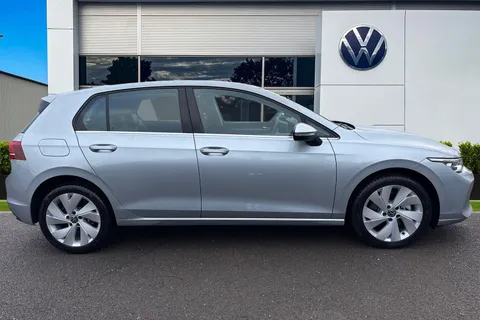 KM75BTZ Volkswagen Golf 1.5 TSI 204 Style eHybrid 5dr DSG Thumbnail #4