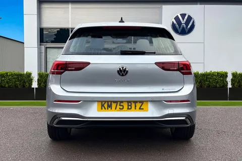KM75BTZ Volkswagen Golf 1.5 TSI 204 Style eHybrid 5dr DSG Thumbnail #5